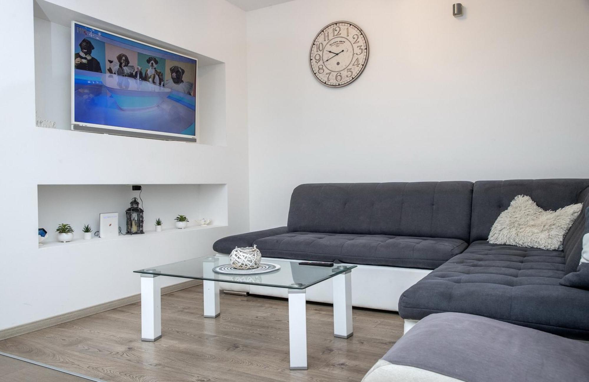 Apartment Andelka *